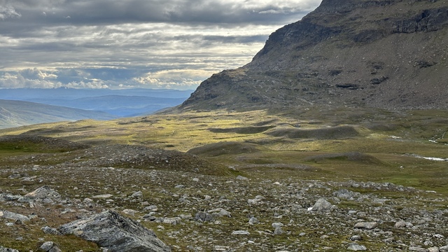 My favorite spot in this whole trip. That landscape looks beautiful and alien.