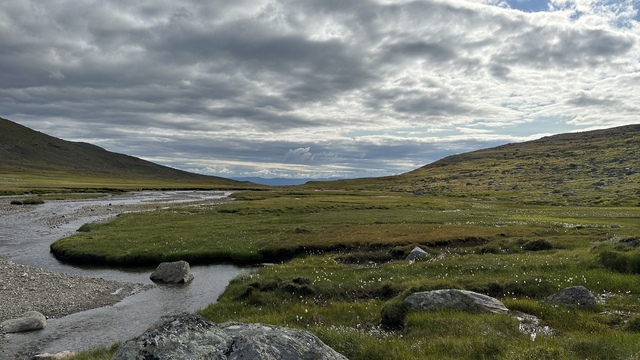 Looking down Kobåsen towards Hemavan.