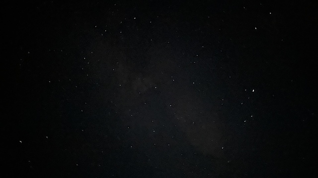 Clear starry skies from the tent at about 00:45.